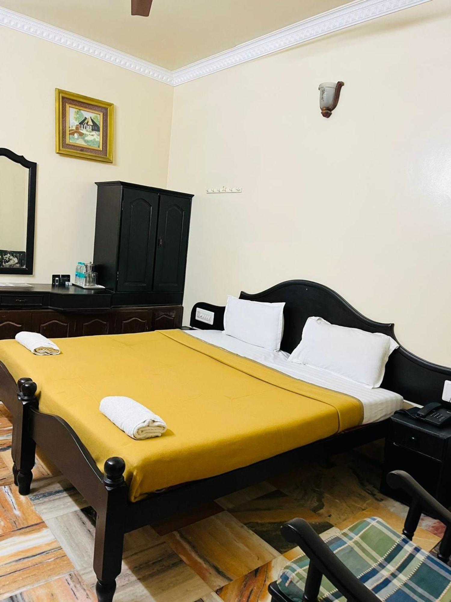 Hotel Hill Town Coorg Мадикери Экстерьер фото